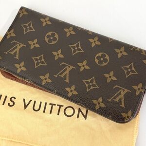 Authentic Louis Vuitton Monogram Canvas Sarah Wallet (New Model) - Large Size